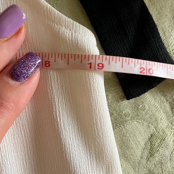 Ann Taylor Adjustable Tie Neck Flowy Ivory Sleeveless Oversized Top Size XS-Med - Picture 9 of 14